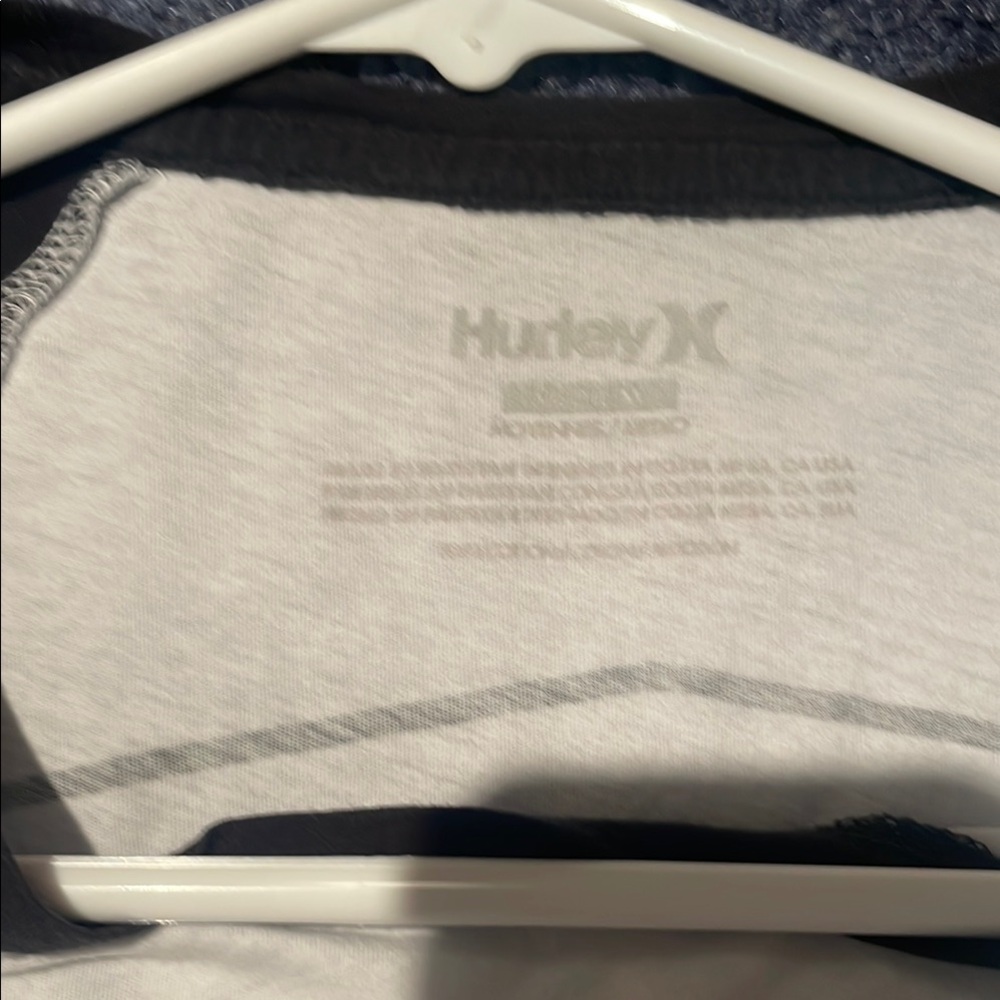 Hurley White and Black Baseball Tee - Picture 3 of 4
